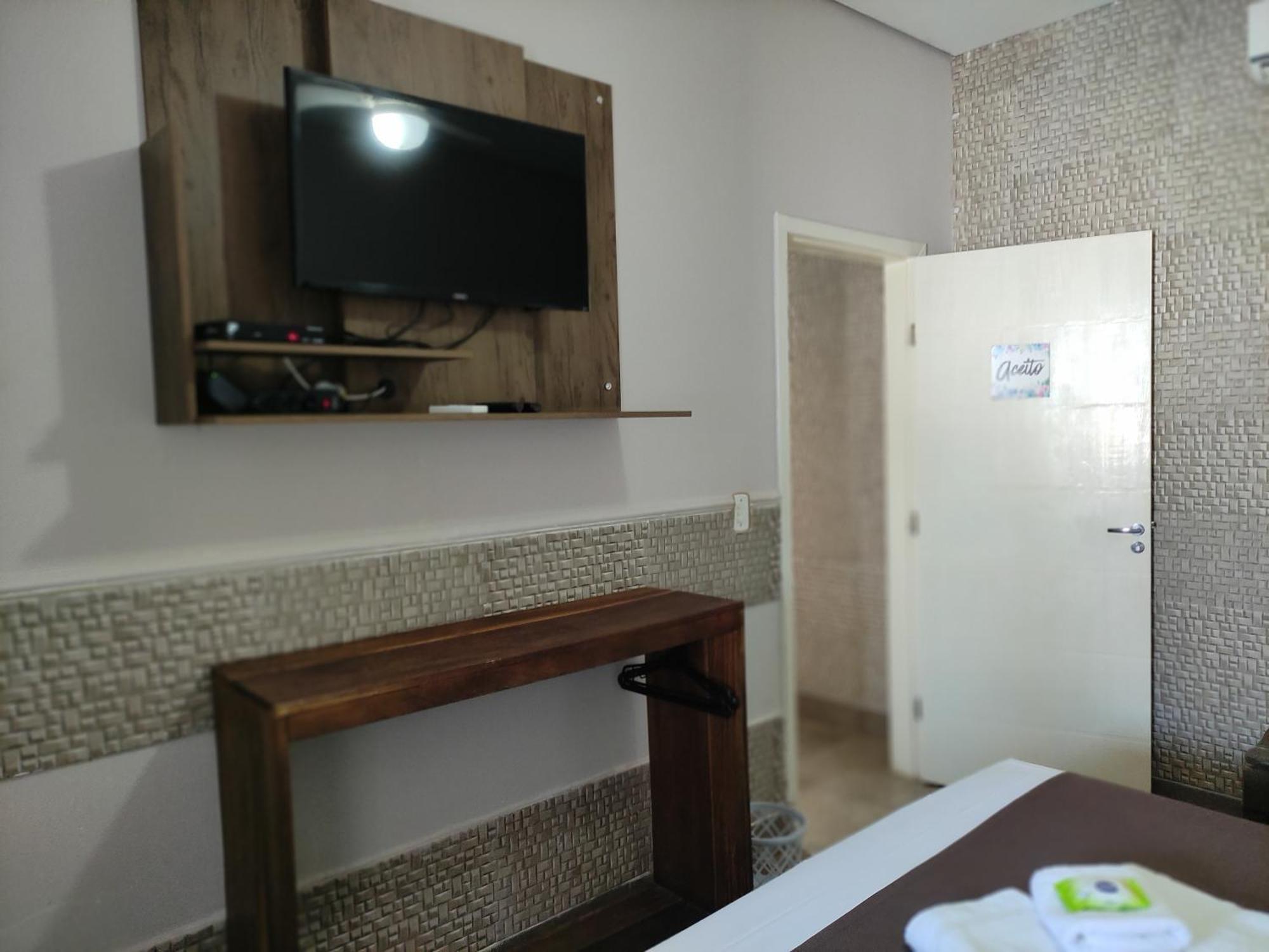 Pousada Da Gi Suites E Turismo Chapada dos Guimarães Kültér fotó